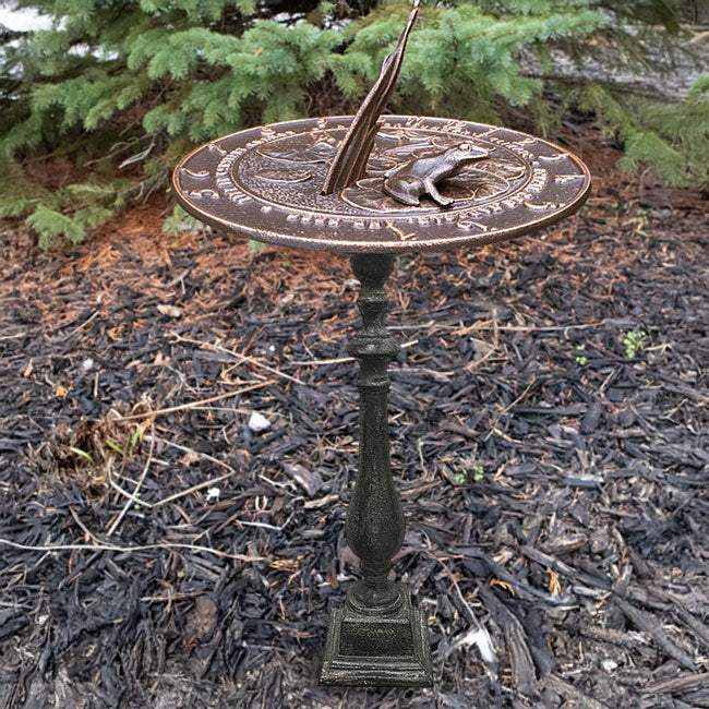 Aluminum Frog Sundial & Cast Aluminum Spindle Pedestal Kit