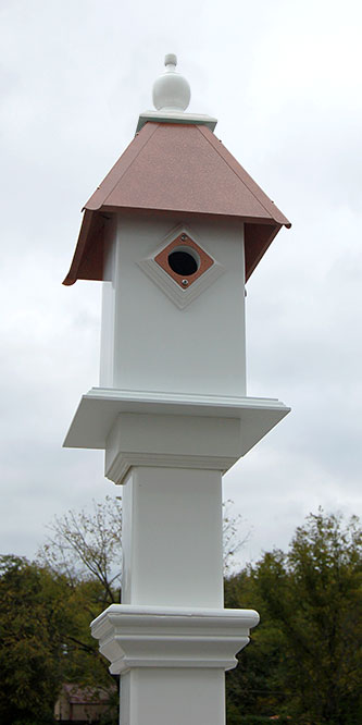 Classic Bluebird House & Mounting Post