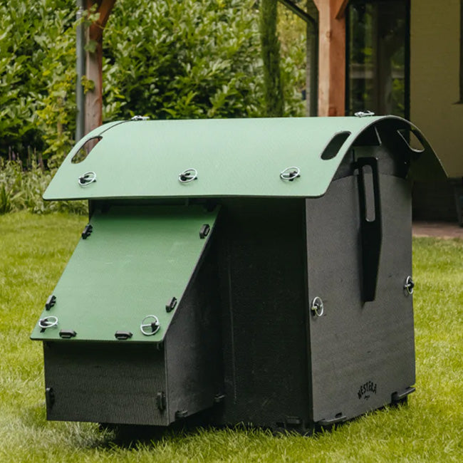 Nestera Small Chicken House, Green and Black