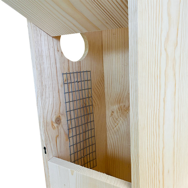 Pine Wood Duck House by Prime Retreat