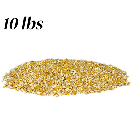 Cracked Corn, Medium, 10 lbs.